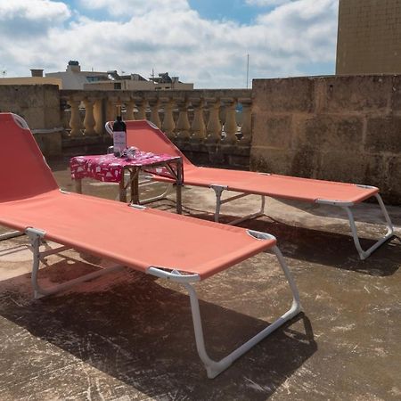 Acomodation House Kavarna Xagħra Eksteriør billede