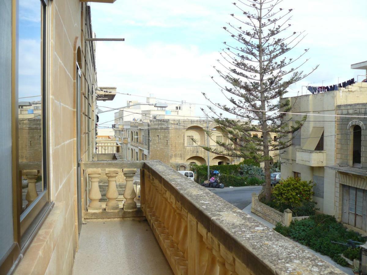Acomodation House Kavarna Xagħra Eksteriør billede