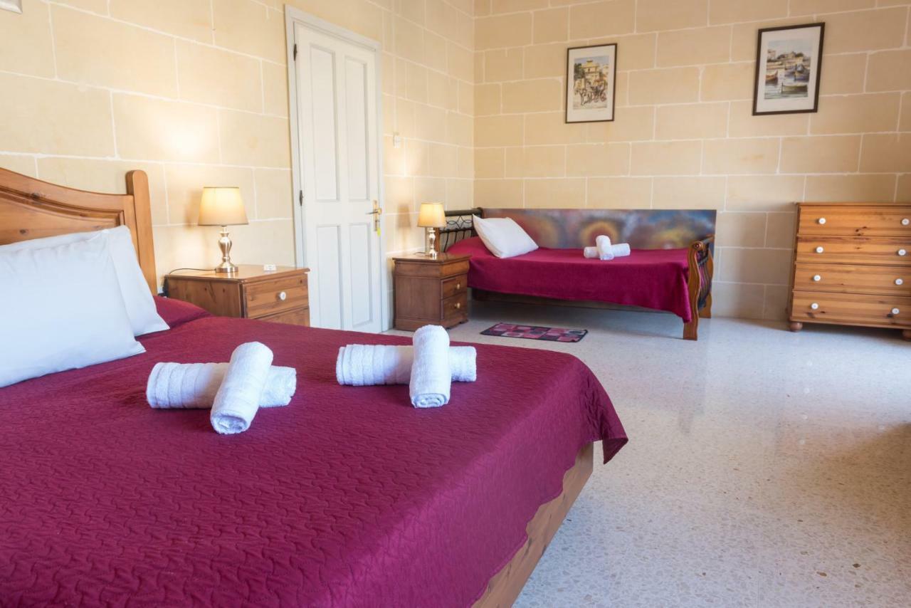 Acomodation House Kavarna Xagħra Eksteriør billede