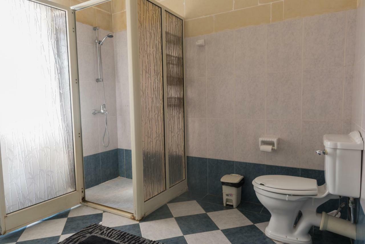 Acomodation House Kavarna Xagħra Eksteriør billede
