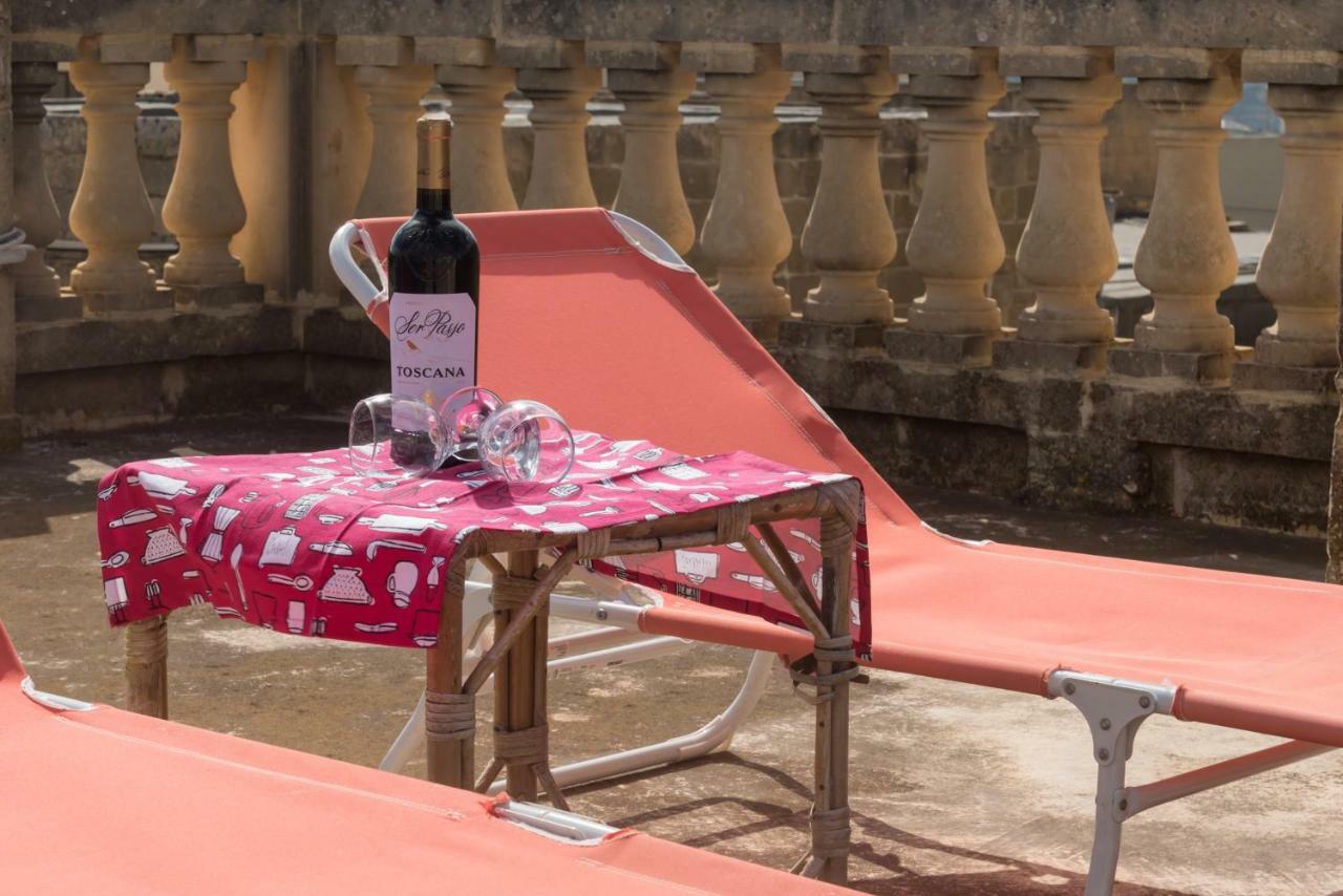 Acomodation House Kavarna Xagħra Eksteriør billede