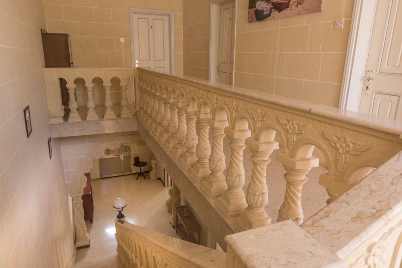 Acomodation House Kavarna Xagħra Eksteriør billede