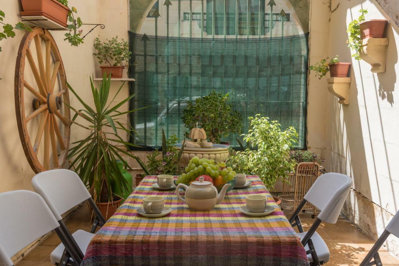 Acomodation House Kavarna Xagħra Eksteriør billede
